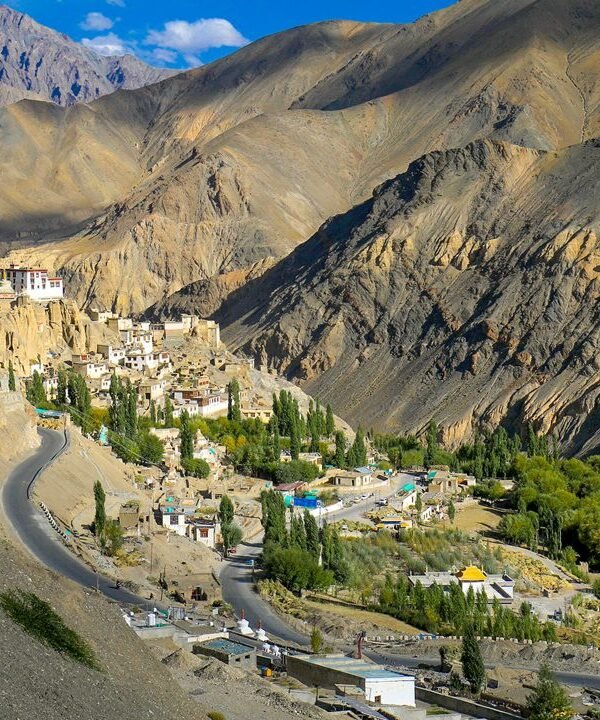 2-lamayuru-or-yuru-monastery-kargil-j_k-city-hero